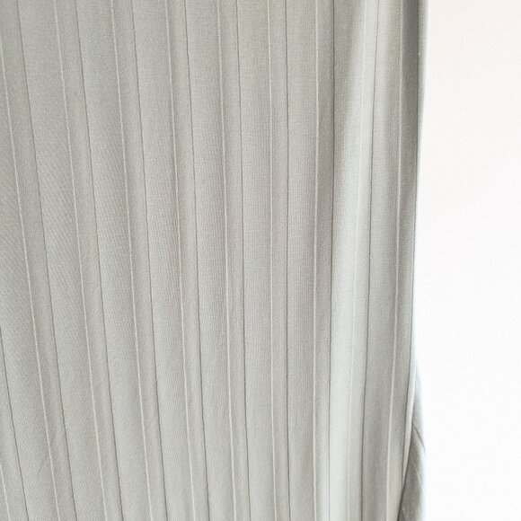 Wilfred Leo Dress in Silent Storm Green - Picture 7 of 8